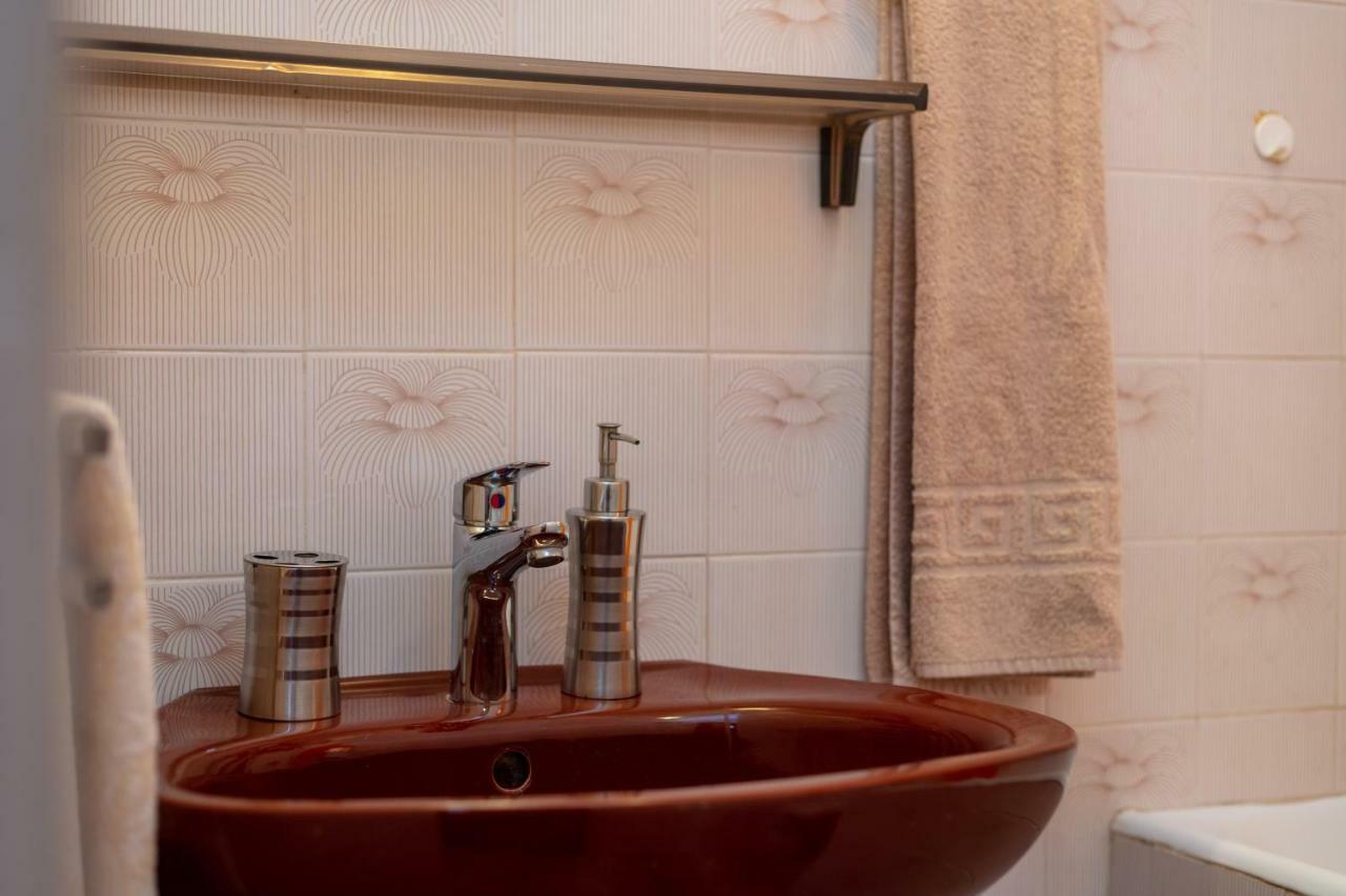 Holiday Home Barbara Трогир Экстерьер фото